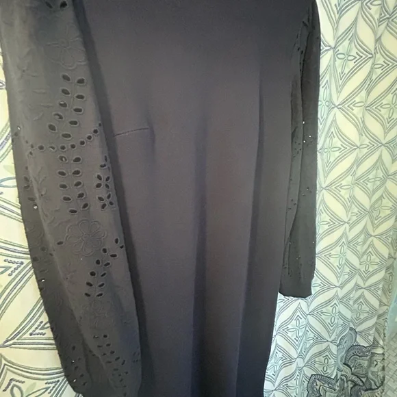 NWOT Talbots Navy Blue BEAUTIFUL Sheath Dress, Eyelet Detail Long Sleeves - Picture 7 of 14